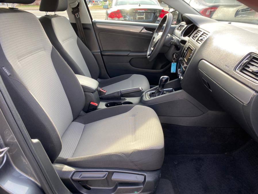 Used Volkswagen Jetta 1.4T S Auto 2018 | Lava Motors 2 Inc. Canton, Connecticut Used Volkswagen Jetta 1.4T S Auto 2018 | Lava Motors 2 Inc. Canton, Connecticut