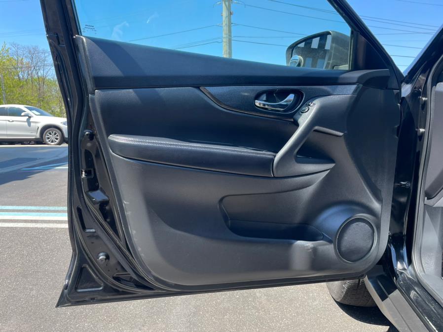 2014 Nissan Rogue SL. LOW MILES!, available for sale in Elmont, New York | Sunrise of Elmont. Elmont, New York 2014 Nissan Rogue SL. LOW MILES!, available for sale in Elmont, New York | Sunrise of Elmont. Elmont, New York