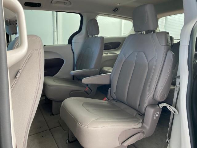 Used Chrysler Pacifica Touring Plus 2019 | Queens Auto Mall. Richmond Hill, New York Used Chrysler Pacifica Touring Plus 2019 | Queens Auto Mall. Richmond Hill, New York