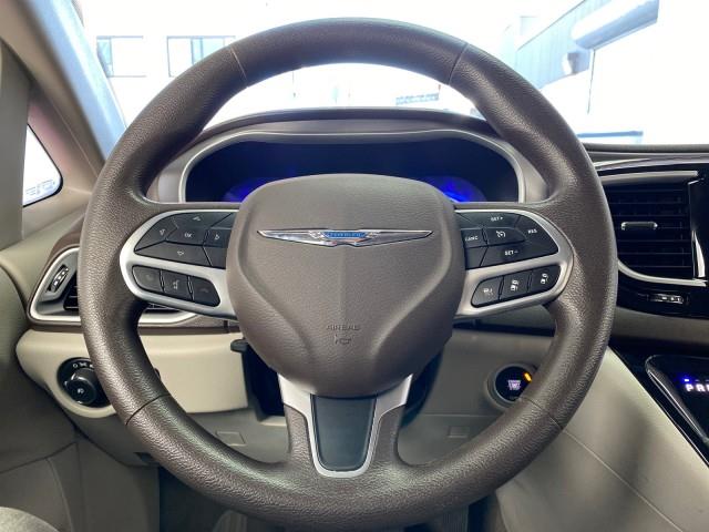 Used Chrysler Pacifica Touring Plus 2019 | Queens Auto Mall. Richmond Hill, New York Used Chrysler Pacifica Touring Plus 2019 | Queens Auto Mall. Richmond Hill, New York