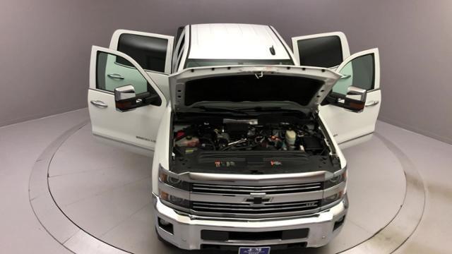 2015 Chevrolet Silverado 2500hd 4WD Crew Cab 153.7 LTZ, available for sale in Naugatuck, Connecticut | J&M Automotive Sls&Svc LLC. Naugatuck, Connecticut 2015 Chevrolet Silverado 2500hd 4WD Crew Cab 153.7 LTZ, available for sale in Naugatuck, Connecticut | J&M Automotive Sls&Svc LLC. Naugatuck, Connecticut