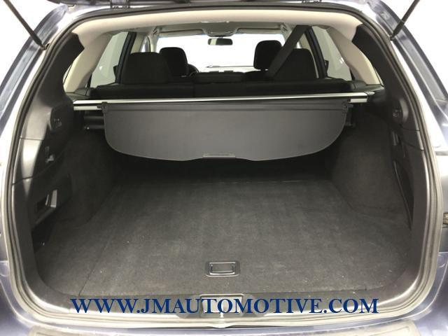 2017 Subaru Outback 2.5i Premium, available for sale in Naugatuck, Connecticut | J&M Automotive Sls&Svc LLC. Naugatuck, Connecticut 2017 Subaru Outback 2.5i Premium, available for sale in Naugatuck, Connecticut | J&M Automotive Sls&Svc LLC. Naugatuck, Connecticut