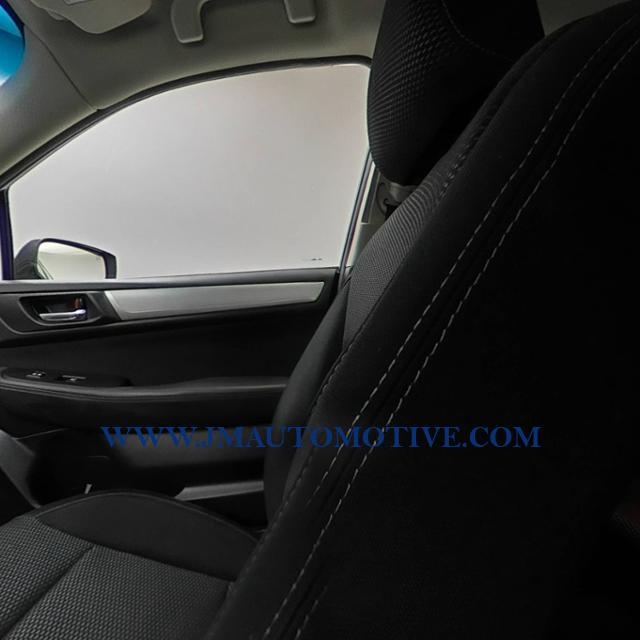 2017 Subaru Outback 2.5i Premium, available for sale in Naugatuck, Connecticut | J&M Automotive Sls&Svc LLC. Naugatuck, Connecticut 2017 Subaru Outback 2.5i Premium, available for sale in Naugatuck, Connecticut | J&M Automotive Sls&Svc LLC. Naugatuck, Connecticut
