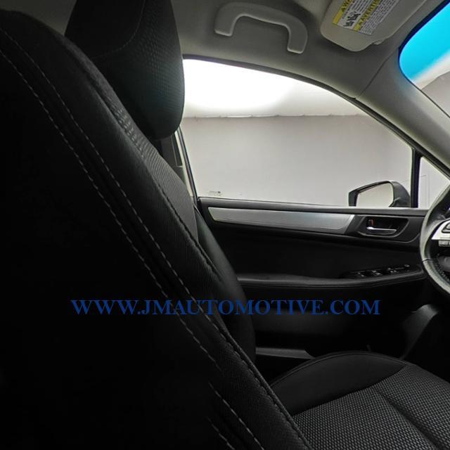 2017 Subaru Outback 2.5i Premium, available for sale in Naugatuck, Connecticut | J&M Automotive Sls&Svc LLC. Naugatuck, Connecticut 2017 Subaru Outback 2.5i Premium, available for sale in Naugatuck, Connecticut | J&M Automotive Sls&Svc LLC. Naugatuck, Connecticut