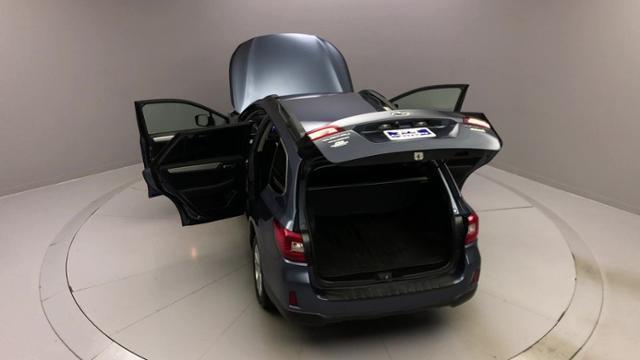 2017 Subaru Outback 2.5i Premium, available for sale in Naugatuck, Connecticut | J&M Automotive Sls&Svc LLC. Naugatuck, Connecticut 2017 Subaru Outback 2.5i Premium, available for sale in Naugatuck, Connecticut | J&M Automotive Sls&Svc LLC. Naugatuck, Connecticut