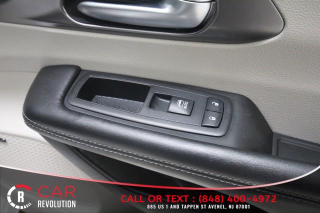 2018 Chrysler Pacifica Limited w/ Navi, RES & rearCam, available for sale in Avenel, New Jersey | Car Revolution. Avenel, New Jersey 2018 Chrysler Pacifica Limited w/ Navi, RES & rearCam, available for sale in Avenel, New Jersey | Car Revolution. Avenel, New Jersey