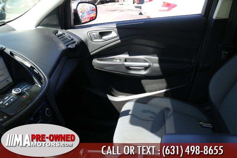 2019 Ford Escape SE 4WD, available for sale in Huntington Station, New York | M & A Motors. Huntington Station, New York 2019 Ford Escape SE 4WD, available for sale in Huntington Station, New York | M & A Motors. Huntington Station, New York