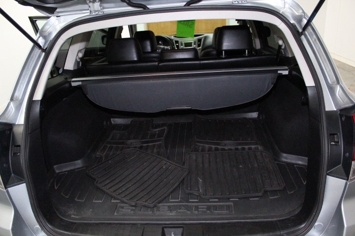 2012 Subaru Outback 4dr Wgn H4 Auto 2.5i Limited, available for sale in Plainville, Connecticut | New England Auto Sales LLC. Plainville, Connecticut 2012 Subaru Outback 4dr Wgn H4 Auto 2.5i Limited, available for sale in Plainville, Connecticut | New England Auto Sales LLC. Plainville, Connecticut