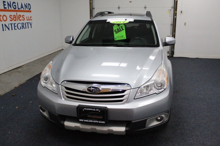 2012 Subaru Outback 4dr Wgn H4 Auto 2.5i Limited, available for sale in Plainville, Connecticut | New England Auto Sales LLC. Plainville, Connecticut 2012 Subaru Outback 4dr Wgn H4 Auto 2.5i Limited, available for sale in Plainville, Connecticut | New England Auto Sales LLC. Plainville, Connecticut