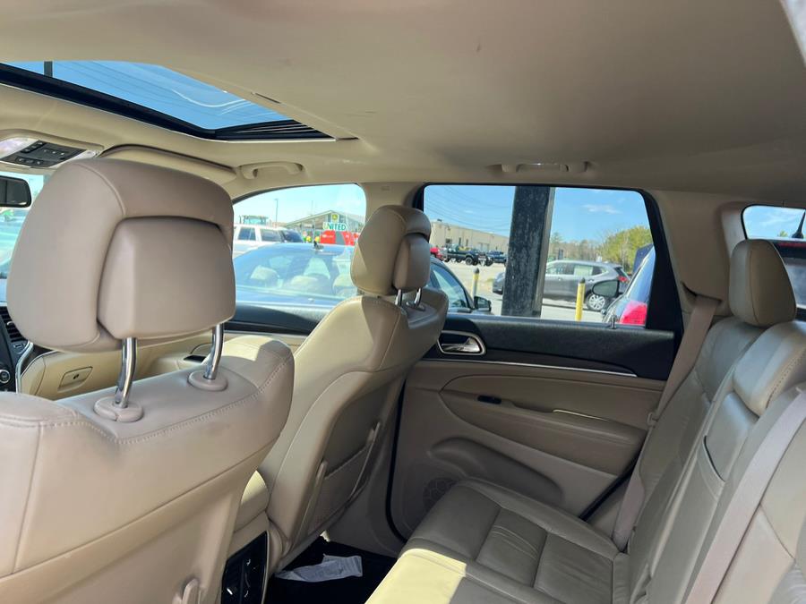 2014 Jeep Grand Cherokee 4WD 4dr Limited, available for sale in Raynham, Massachusetts | J & A Auto Center. Raynham, Massachusetts 2014 Jeep Grand Cherokee 4WD 4dr Limited, available for sale in Raynham, Massachusetts | J & A Auto Center. Raynham, Massachusetts
