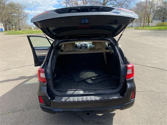Used Subaru Outback 2.5i Premium 2015 | Wiz Leasing Inc. Stratford, Connecticut Used Subaru Outback 2.5i Premium 2015 | Wiz Leasing Inc. Stratford, Connecticut
