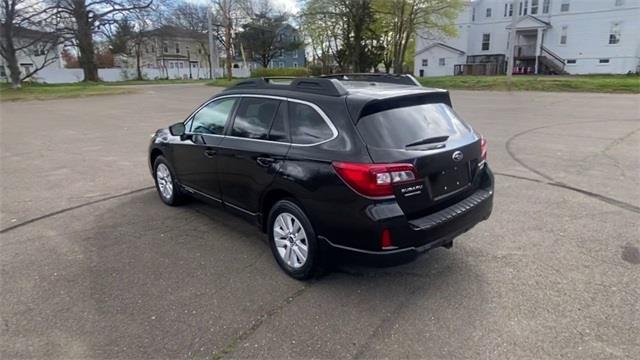 Used Subaru Outback 2.5i Premium 2015 | Wiz Leasing Inc. Stratford, Connecticut Used Subaru Outback 2.5i Premium 2015 | Wiz Leasing Inc. Stratford, Connecticut