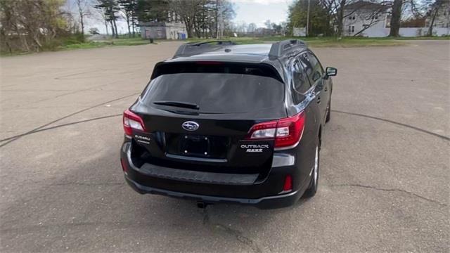 Used Subaru Outback 2.5i Premium 2015 | Wiz Leasing Inc. Stratford, Connecticut Used Subaru Outback 2.5i Premium 2015 | Wiz Leasing Inc. Stratford, Connecticut