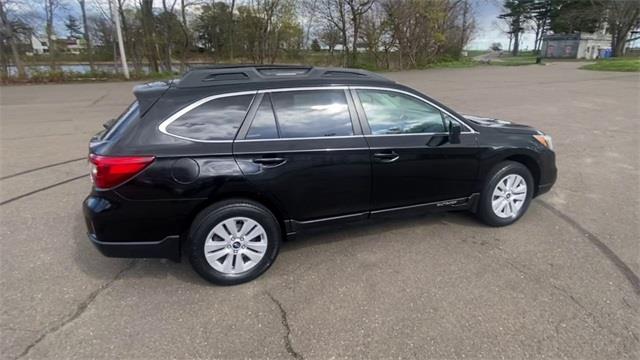 Used Subaru Outback 2.5i Premium 2015 | Wiz Leasing Inc. Stratford, Connecticut Used Subaru Outback 2.5i Premium 2015 | Wiz Leasing Inc. Stratford, Connecticut