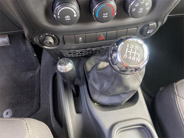 Used Jeep Wrangler Sport 2014 | Wiz Leasing Inc. Stratford, Connecticut Used Jeep Wrangler Sport 2014 | Wiz Leasing Inc. Stratford, Connecticut
