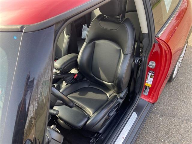 Used Mini Cooper s Base 2014 | Wiz Leasing Inc. Stratford, Connecticut Used Mini Cooper s Base 2014 | Wiz Leasing Inc. Stratford, Connecticut