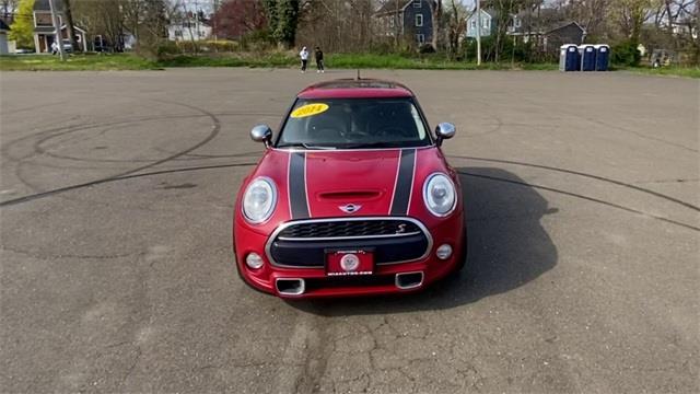 Used Mini Cooper s Base 2014 | Wiz Leasing Inc. Stratford, Connecticut Used Mini Cooper s Base 2014 | Wiz Leasing Inc. Stratford, Connecticut