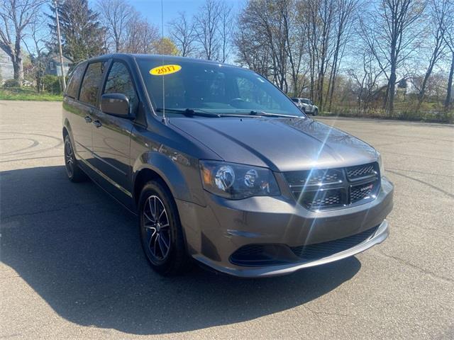 2017 Dodge Grand Caravan SE, available for sale in Stratford, Connecticut | Wiz Leasing Inc. Stratford, Connecticut