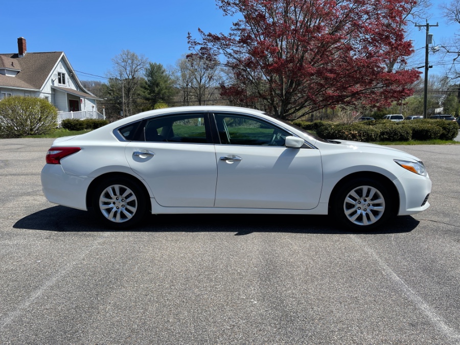 2016 Nissan Altima 4dr Sdn I4 2.5 S, available for sale in Plainville, Connecticut | Farmington Auto Park LLC. Plainville, Connecticut 2016 Nissan Altima 4dr Sdn I4 2.5 S, available for sale in Plainville, Connecticut | Farmington Auto Park LLC. Plainville, Connecticut