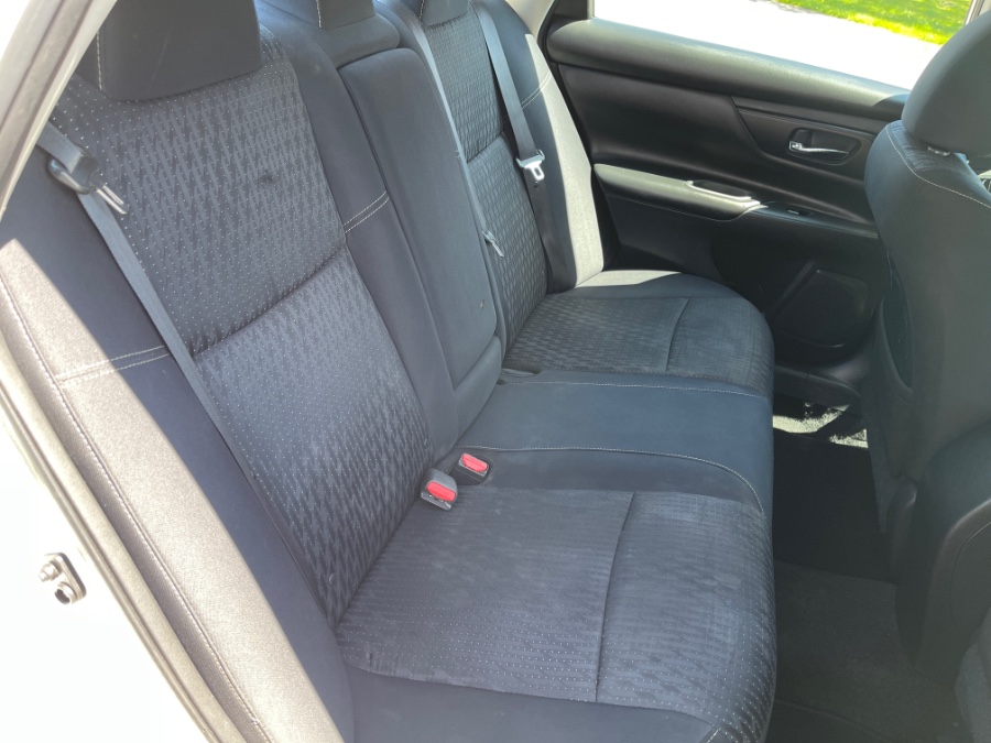2016 Nissan Altima 4dr Sdn I4 2.5 S, available for sale in Plainville, Connecticut | Farmington Auto Park LLC. Plainville, Connecticut 2016 Nissan Altima 4dr Sdn I4 2.5 S, available for sale in Plainville, Connecticut | Farmington Auto Park LLC. Plainville, Connecticut