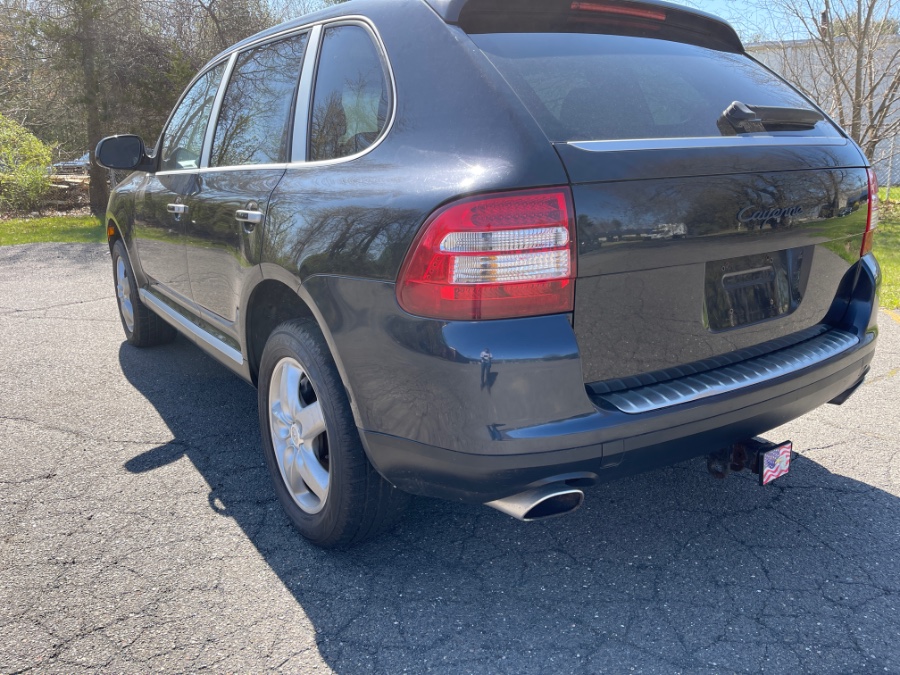 Used Porsche Cayenne 4dr Tiptronic 2006 | Farmington Auto Park LLC. Plainville, Connecticut Used Porsche Cayenne 4dr Tiptronic 2006 | Farmington Auto Park LLC. Plainville, Connecticut