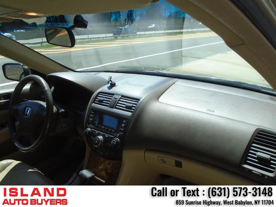 2004 Honda Accord EX w/Leather 4dr Sedan, available for sale in West Babylon, New York | Island Auto Buyers. West Babylon, New York 2004 Honda Accord EX w/Leather 4dr Sedan, available for sale in West Babylon, New York | Island Auto Buyers. West Babylon, New York