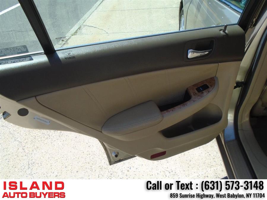 2004 Honda Accord EX w/Leather 4dr Sedan, available for sale in West Babylon, New York | Island Auto Buyers. West Babylon, New York 2004 Honda Accord EX w/Leather 4dr Sedan, available for sale in West Babylon, New York | Island Auto Buyers. West Babylon, New York