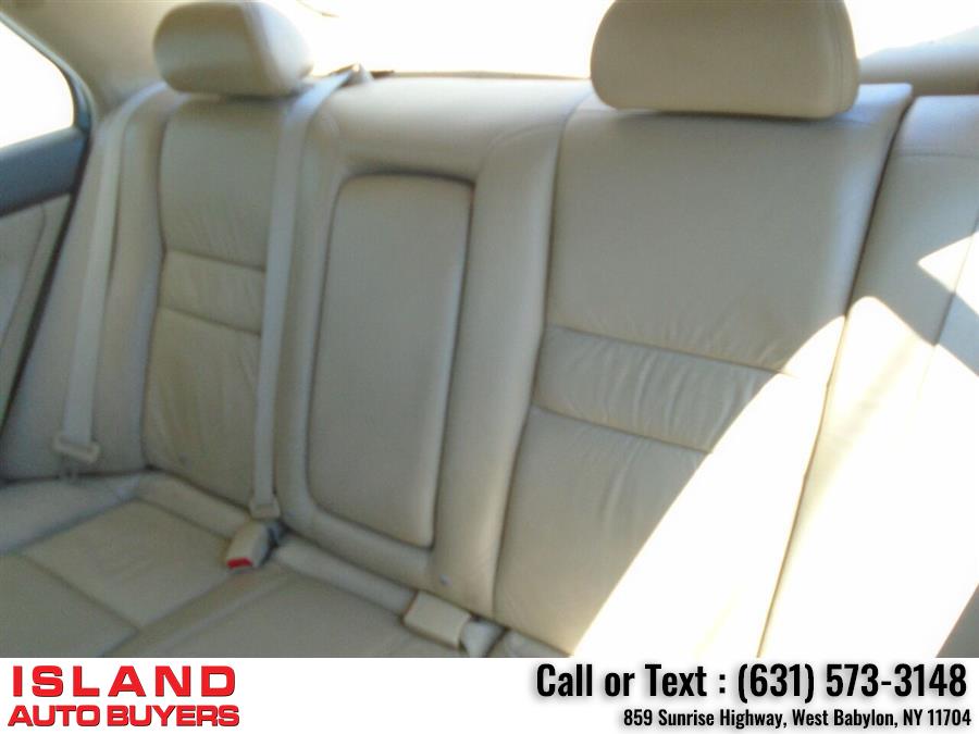 2004 Honda Accord EX w/Leather 4dr Sedan, available for sale in West Babylon, New York | Island Auto Buyers. West Babylon, New York 2004 Honda Accord EX w/Leather 4dr Sedan, available for sale in West Babylon, New York | Island Auto Buyers. West Babylon, New York