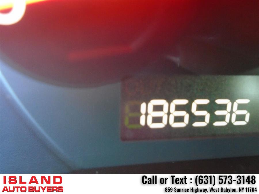 2004 Honda Accord EX w/Leather 4dr Sedan, available for sale in West Babylon, New York | Island Auto Buyers. West Babylon, New York 2004 Honda Accord EX w/Leather 4dr Sedan, available for sale in West Babylon, New York | Island Auto Buyers. West Babylon, New York