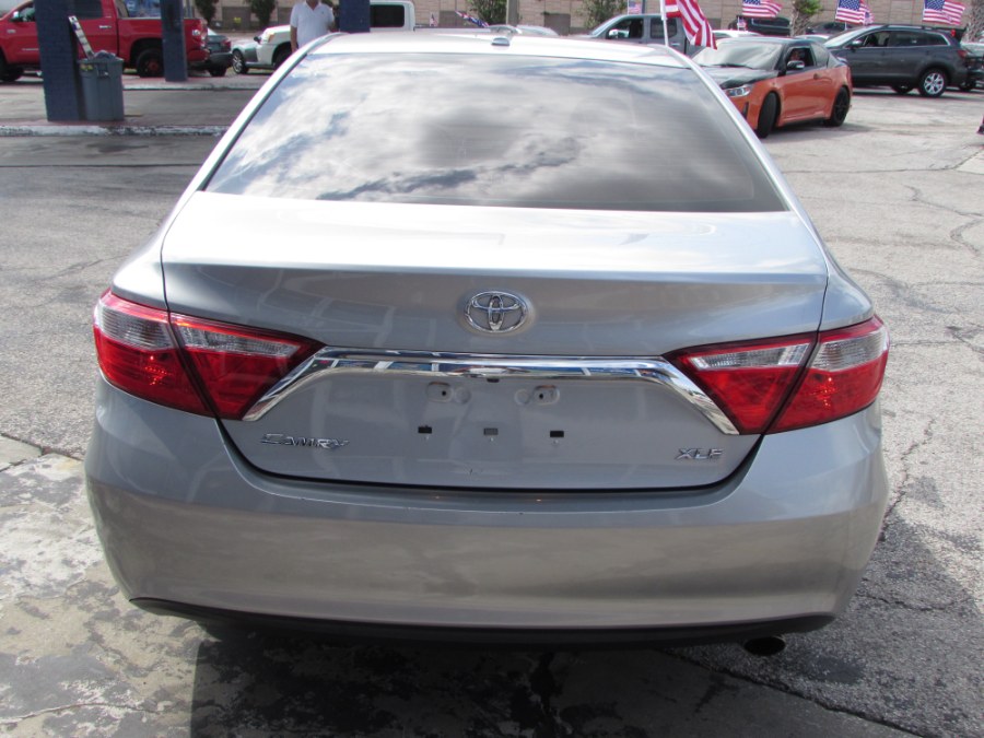 Used Toyota Camry 4dr Sdn I4 Auto XLE (Natl) 2016 | VIP Auto Enterprise, Inc. Orlando, Florida Used Toyota Camry 4dr Sdn I4 Auto XLE (Natl) 2016 | VIP Auto Enterprise, Inc. Orlando, Florida
