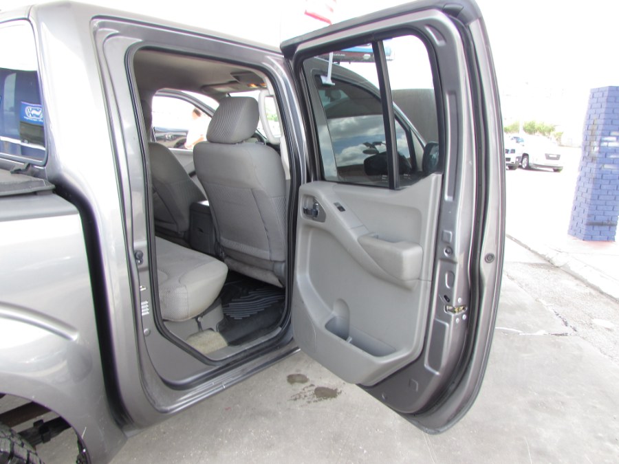 Used Nissan Frontier 2WD Crew Cab SWB Auto SV 2016 | VIP Auto Enterprise, Inc. Orlando, Florida Used Nissan Frontier 2WD Crew Cab SWB Auto SV 2016 | VIP Auto Enterprise, Inc. Orlando, Florida