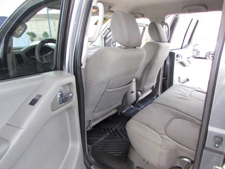 Used Nissan Frontier 2WD Crew Cab SWB Auto SV 2016 | VIP Auto Enterprise, Inc. Orlando, Florida Used Nissan Frontier 2WD Crew Cab SWB Auto SV 2016 | VIP Auto Enterprise, Inc. Orlando, Florida