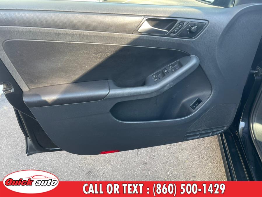 Used Volkswagen Jetta Sedan 4dr Auto SE PZEV 2012 | Quick Auto LLC. Bristol, Connecticut Used Volkswagen Jetta Sedan 4dr Auto SE PZEV 2012 | Quick Auto LLC. Bristol, Connecticut