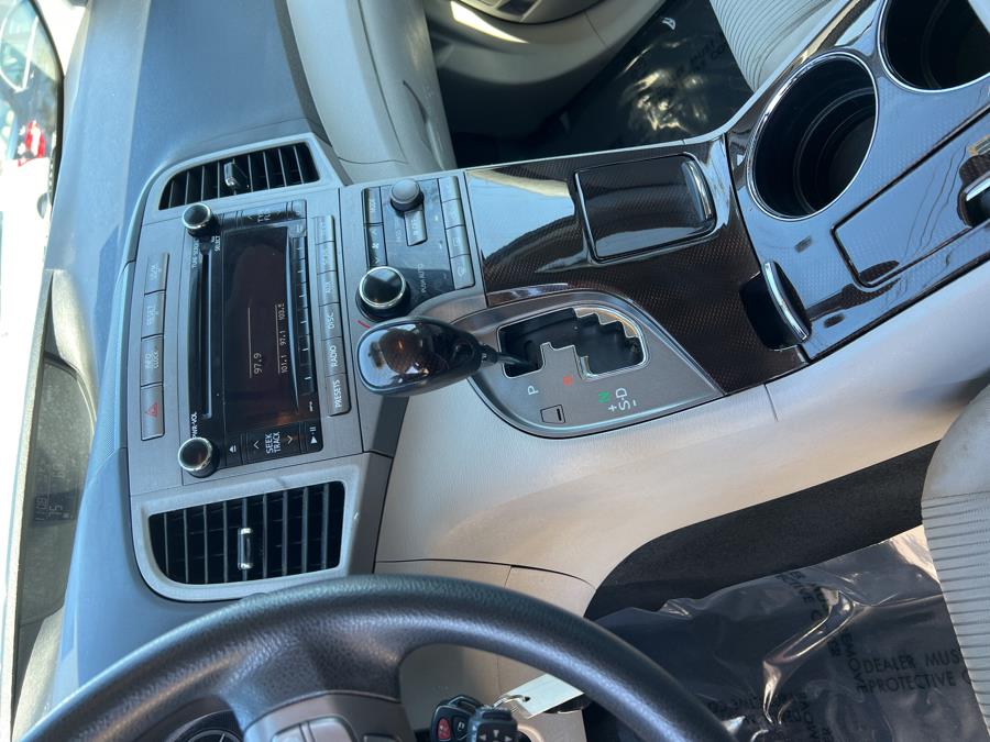 2011 Toyota Venza AWD 4cyl 4dr Crossover, available for sale in Lodi, New Jersey | Route 46 Auto Sales Inc. Lodi, New Jersey 2011 Toyota Venza AWD 4cyl 4dr Crossover, available for sale in Lodi, New Jersey | Route 46 Auto Sales Inc. Lodi, New Jersey