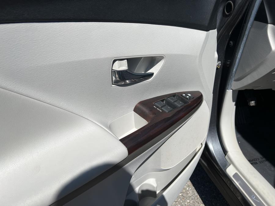 2011 Toyota Venza AWD 4cyl 4dr Crossover, available for sale in Lodi, New Jersey | Route 46 Auto Sales Inc. Lodi, New Jersey 2011 Toyota Venza AWD 4cyl 4dr Crossover, available for sale in Lodi, New Jersey | Route 46 Auto Sales Inc. Lodi, New Jersey