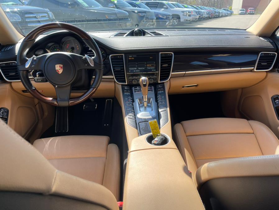 2015 Porsche Panamera 4dr HB S E-Hybrid, available for sale in South Windsor, Connecticut | Mike And Tony Auto Sales, Inc. South Windsor, Connecticut 2015 Porsche Panamera 4dr HB S E-Hybrid, available for sale in South Windsor, Connecticut | Mike And Tony Auto Sales, Inc. South Windsor, Connecticut