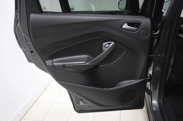 Used Ford Escape Titanium 4WD w/ Navi & rearCam 2016 | Car Revolution. Maple Shade, New Jersey Used Ford Escape Titanium 4WD w/ Navi & rearCam 2016 | Car Revolution. Maple Shade, New Jersey