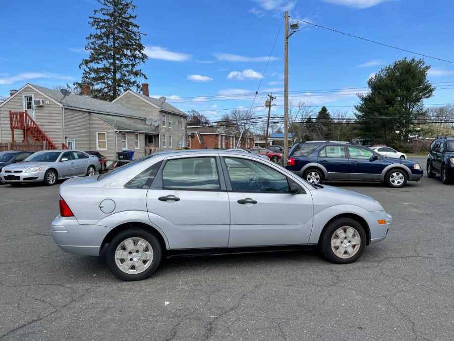 Used Ford Focus 4dr Sdn SE 2007 | CT Car Co LLC. East Windsor, Connecticut
