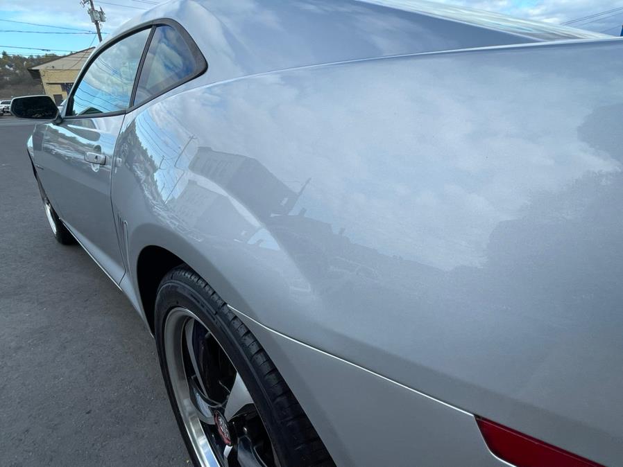 Used Chevrolet Camaro 2dr Cpe 1SS 2010 | Auto Match LLC. Waterbury, Connecticut Used Chevrolet Camaro 2dr Cpe 1SS 2010 | Auto Match LLC. Waterbury, Connecticut