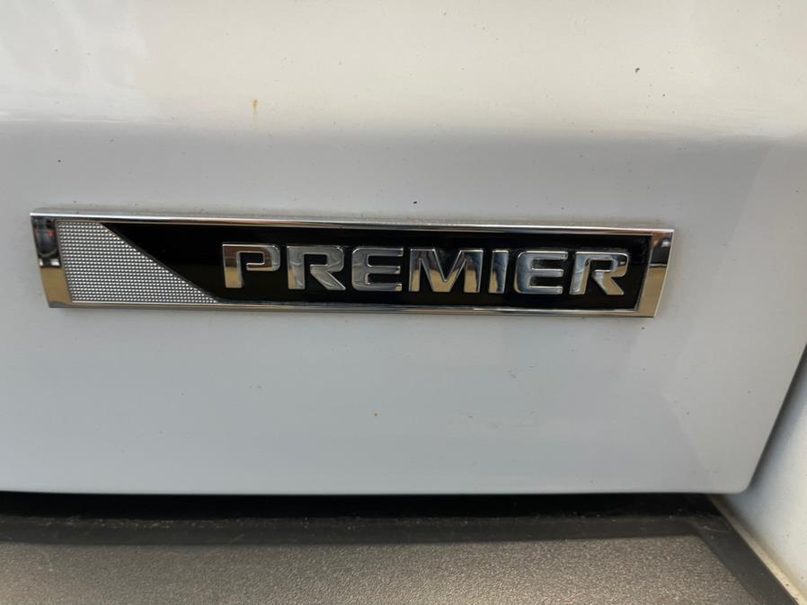 Used Chevrolet Tahoe 4WD 4dr Premier 2017 | 5 Towns Drive. Inwood, New York Used Chevrolet Tahoe 4WD 4dr Premier 2017 | 5 Towns Drive. Inwood, New York