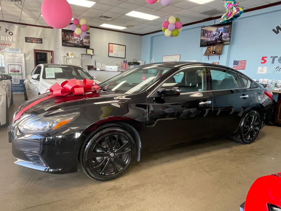 2017 Nissan Altima 2017.5 2.5 SR Sedan, available for sale in Inwood, New York | 5 Towns Drive. Inwood, New York 2017 Nissan Altima 2017.5 2.5 SR Sedan, available for sale in Inwood, New York | 5 Towns Drive. Inwood, New York
