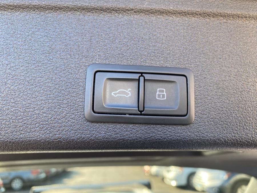 Used Audi allroad 2.0 TFSI Premium Plus 2017 | Lava Motors 2 Inc. Canton, Connecticut Used Audi allroad 2.0 TFSI Premium Plus 2017 | Lava Motors 2 Inc. Canton, Connecticut