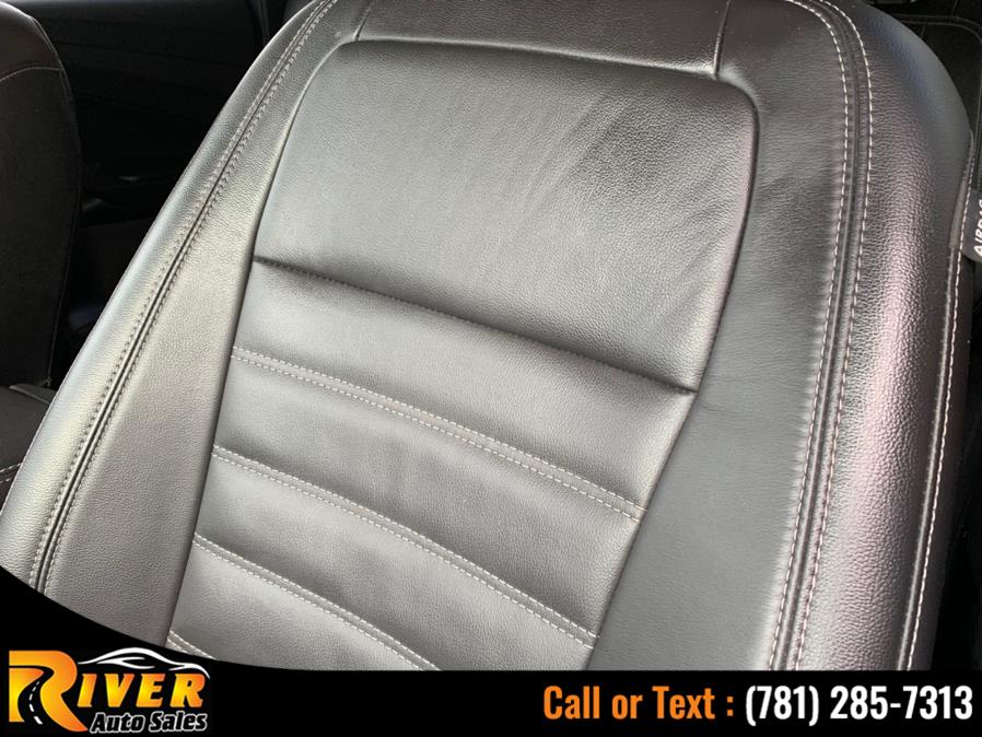2017 Ford Escape SE 4WD, available for sale in Malden, Massachusetts | River Auto Sales. Malden, Massachusetts 2017 Ford Escape SE 4WD, available for sale in Malden, Massachusetts | River Auto Sales. Malden, Massachusetts