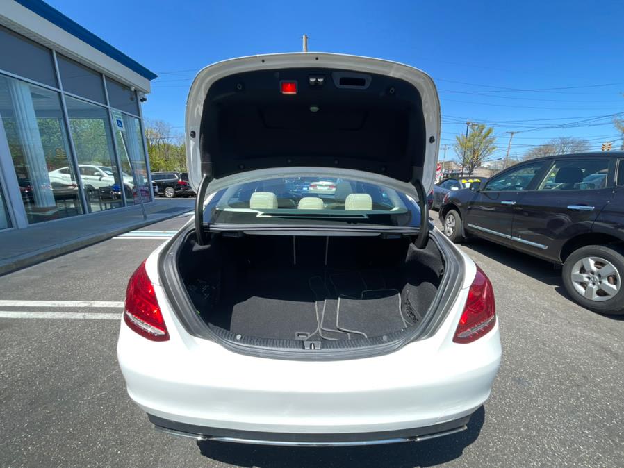 Used Mercedes-Benz C300 Luxury. CLEAN CARFAX! 2015 | Sunrise of Elmont. Elmont, New York Used Mercedes-Benz C300 Luxury. CLEAN CARFAX! 2015 | Sunrise of Elmont. Elmont, New York