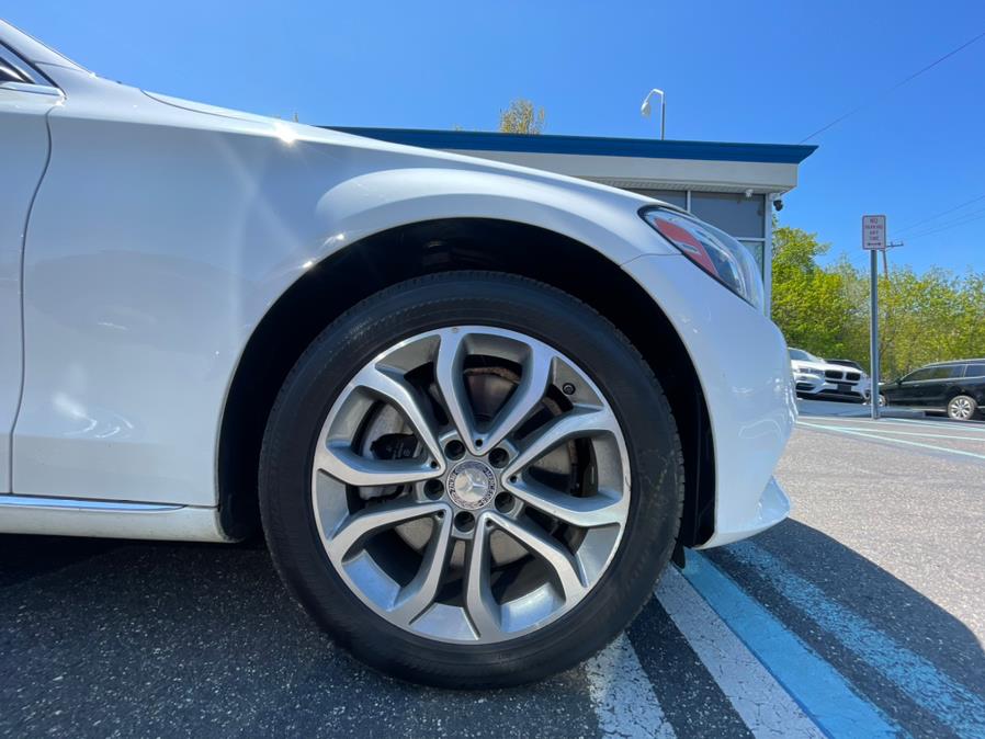 Used Mercedes-Benz C300 Luxury. CLEAN CARFAX! 2015 | Sunrise of Elmont. Elmont, New York Used Mercedes-Benz C300 Luxury. CLEAN CARFAX! 2015 | Sunrise of Elmont. Elmont, New York