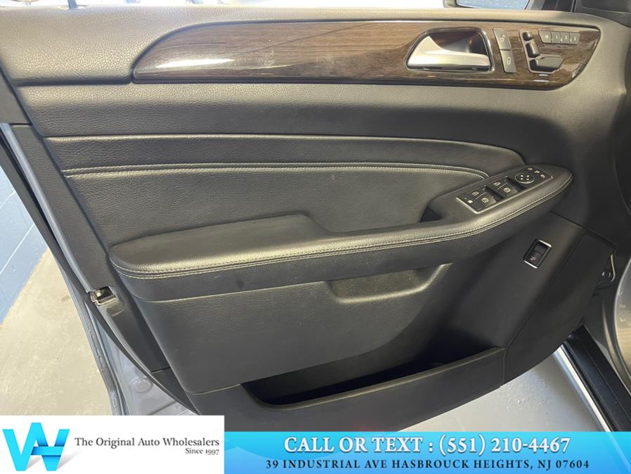 2014 Mercedes-Benz M-Class 4MATIC 4dr ML350, available for sale in Lodi, New Jersey | AW Auto & Truck Wholesalers, Inc. Lodi, New Jersey 2014 Mercedes-Benz M-Class 4MATIC 4dr ML350, available for sale in Lodi, New Jersey | AW Auto & Truck Wholesalers, Inc. Lodi, New Jersey