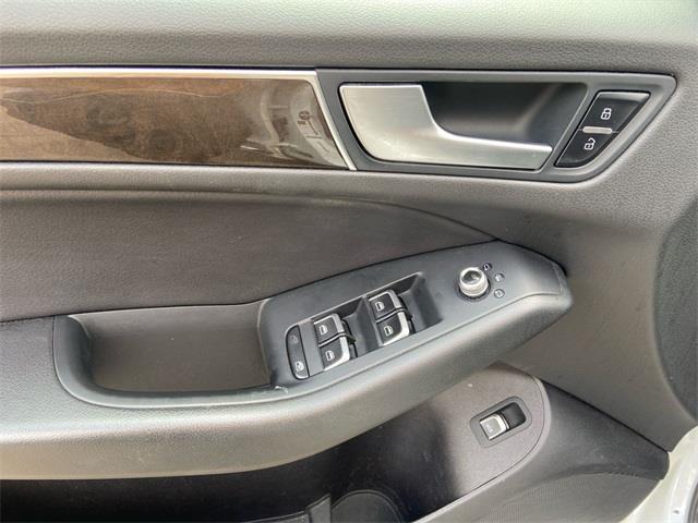 2014 Audi Q5 2.0T Premium, available for sale in Stratford, Connecticut | Wiz Leasing Inc. Stratford, Connecticut 2014 Audi Q5 2.0T Premium, available for sale in Stratford, Connecticut | Wiz Leasing Inc. Stratford, Connecticut