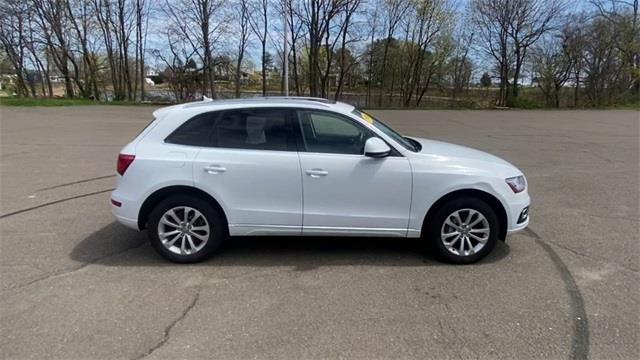 2014 Audi Q5 2.0T Premium, available for sale in Stratford, Connecticut | Wiz Leasing Inc. Stratford, Connecticut 2014 Audi Q5 2.0T Premium, available for sale in Stratford, Connecticut | Wiz Leasing Inc. Stratford, Connecticut