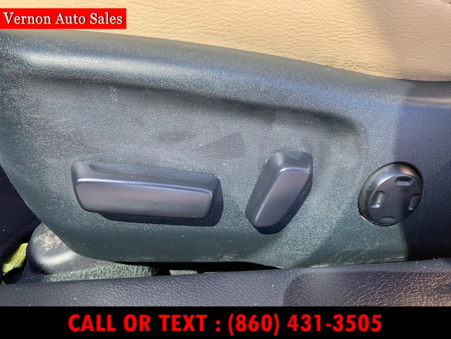 Used Toyota Avalon Hybrid 4dr Sdn Limited (Natl) 2013 | Vernon Auto Sale & Service. Manchester, Connecticut Used Toyota Avalon Hybrid 4dr Sdn Limited (Natl) 2013 | Vernon Auto Sale & Service. Manchester, Connecticut