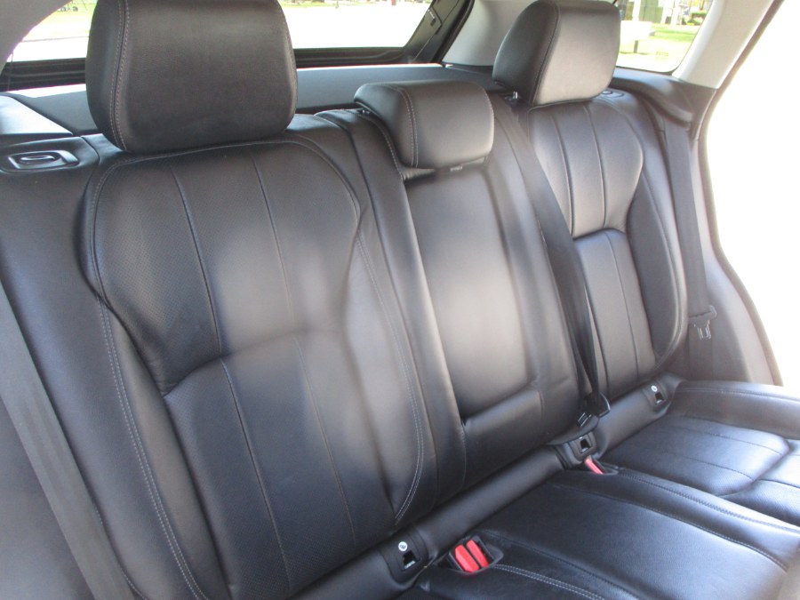 Used Land Rover Range Rover Evoque 5 Door SE Premium 2017 | South Shore Auto Brokers & Sales. Massapequa, New York Used Land Rover Range Rover Evoque 5 Door SE Premium 2017 | South Shore Auto Brokers & Sales. Massapequa, New York